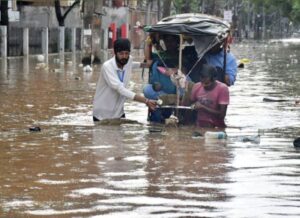 Delhi placed under red alert as heavy rain disrupts city